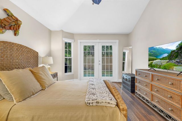 308 A St, St Augustine, FL 32080