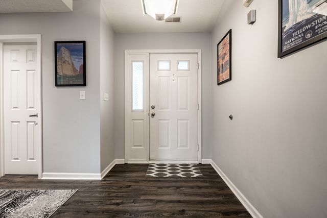 450 E Pine Ridge Drive, Westfield, IN 46074