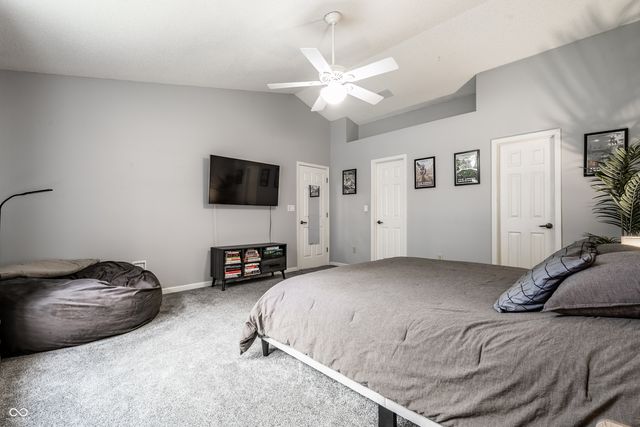 450 E Pine Ridge Drive, Westfield, IN 46074
