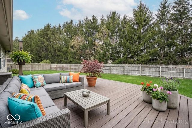450 E Pine Ridge Drive, Westfield, IN 46074