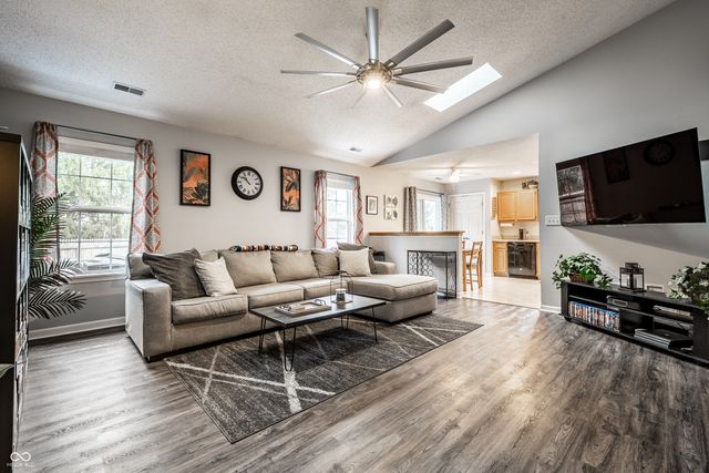 450 E Pine Ridge Drive, Westfield, IN 46074