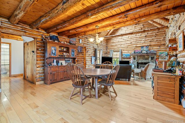 294 Comfort Trail, Montgomery, NY 12549