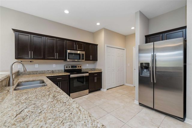 1218 GRANTHAM DRIVE, Sarasota, FL 34234