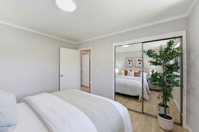 2047 Montecito Avenue 2, Mountain View, CA 94043