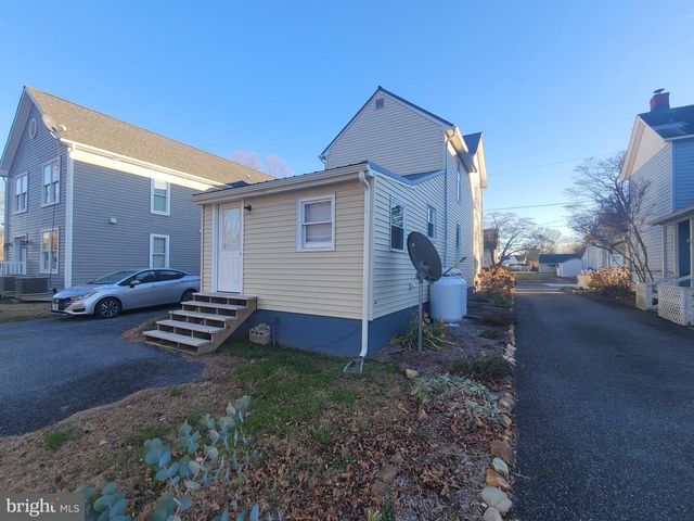 202 VIRGINIA AVE, Galena, MD 21635