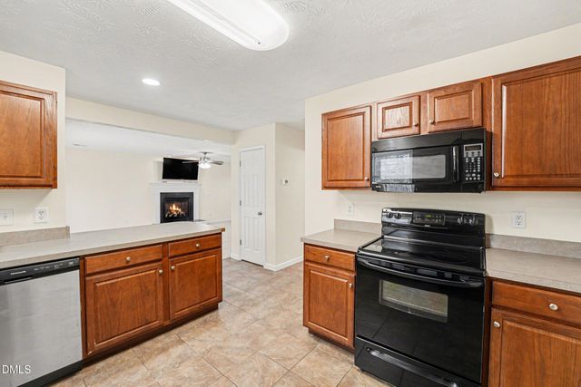 401 Lenoir Drive, Spring Lake, NC 28390