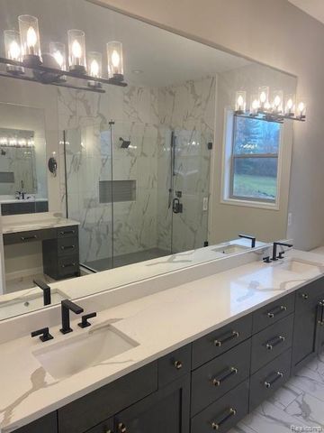 02 Bur Oak Lane, Oakland, MI 48363