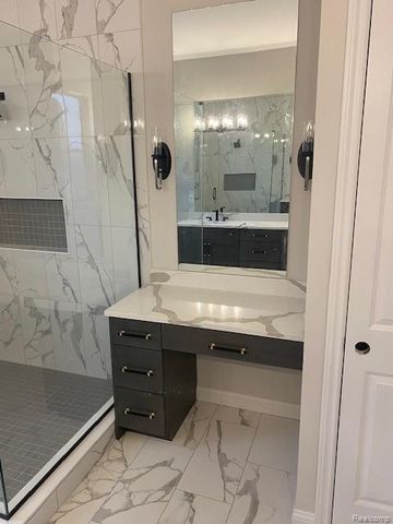 02 Bur Oak Lane, Oakland, MI 48363