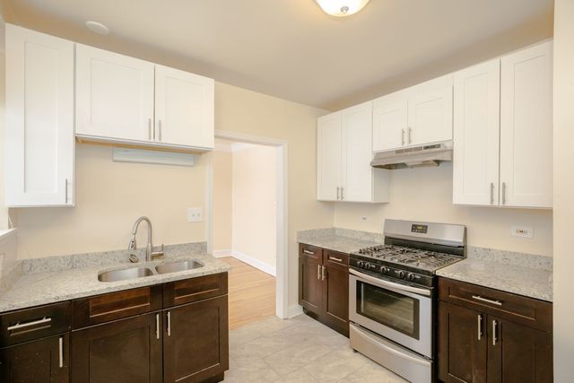 10985 S Church Street 3D, Chicago, IL 60643