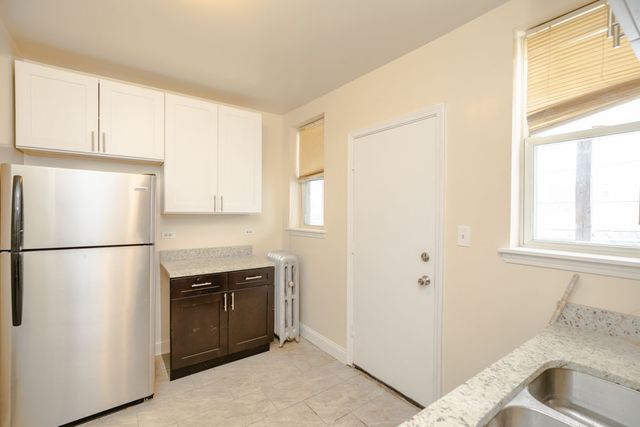 10985 S Church Street 3D, Chicago, IL 60643