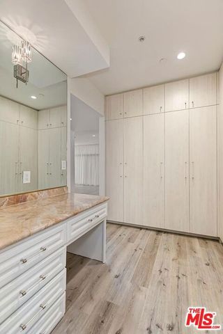 323 N Palm Drive 3, Beverly Hills, CA 90210