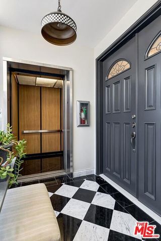 323 N Palm Drive 3, Beverly Hills, CA 90210