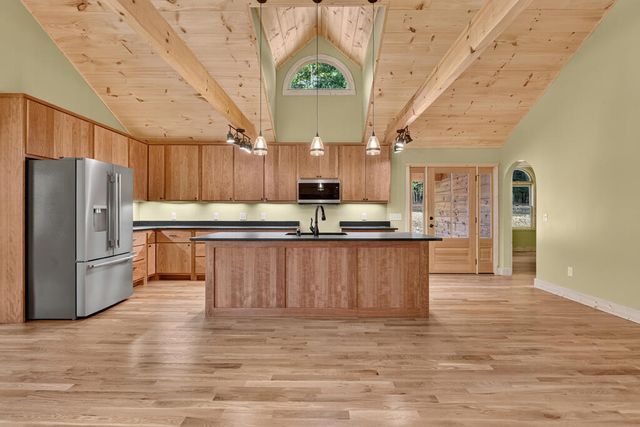 394 Blackberry Circle, Ellijay, GA 30536