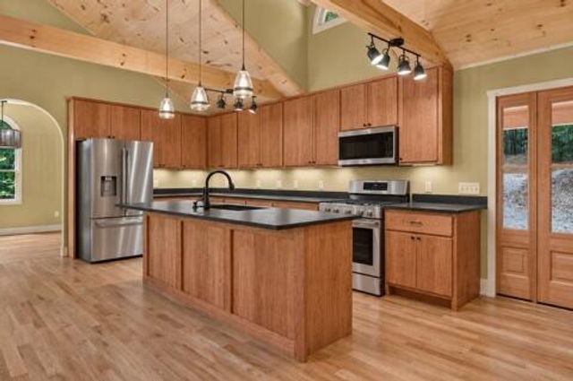 394 Blackberry Circle, Ellijay, GA 30536