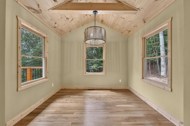 394 Blackberry Circle, Ellijay, GA 30536