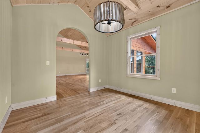 394 Blackberry Circle, Ellijay, GA 30536