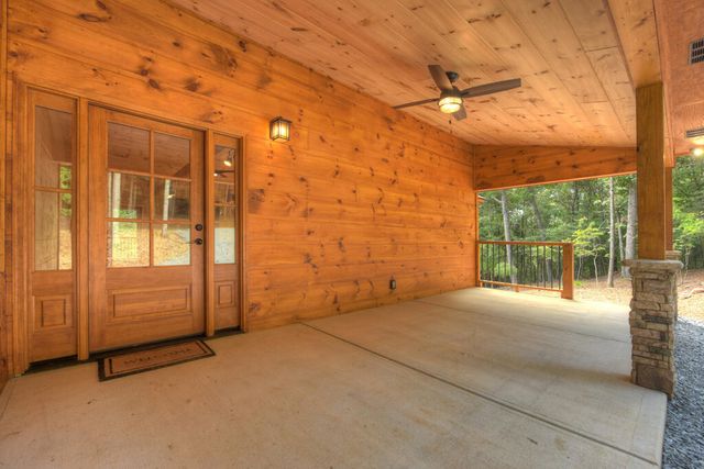 394 Blackberry Circle, Ellijay, GA 30536