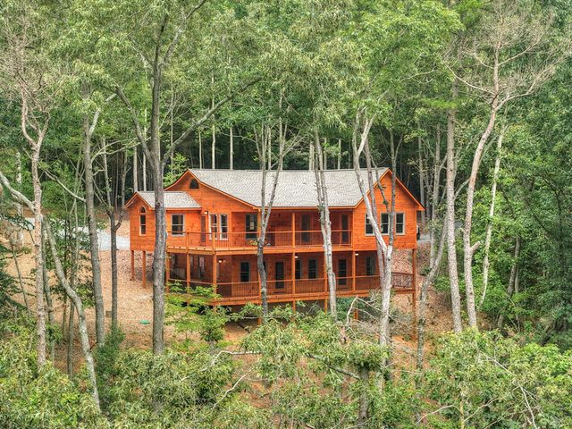 394 Blackberry Circle, Ellijay, GA 30536