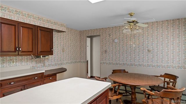 98 Woodlawn Avenue, Lancaster, NY 14086