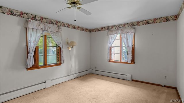 98 Woodlawn Avenue, Lancaster, NY 14086