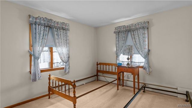 98 Woodlawn Avenue, Lancaster, NY 14086