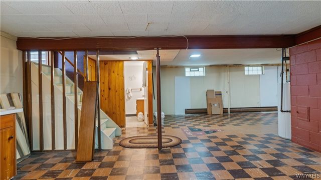 98 Woodlawn Avenue, Lancaster, NY 14086