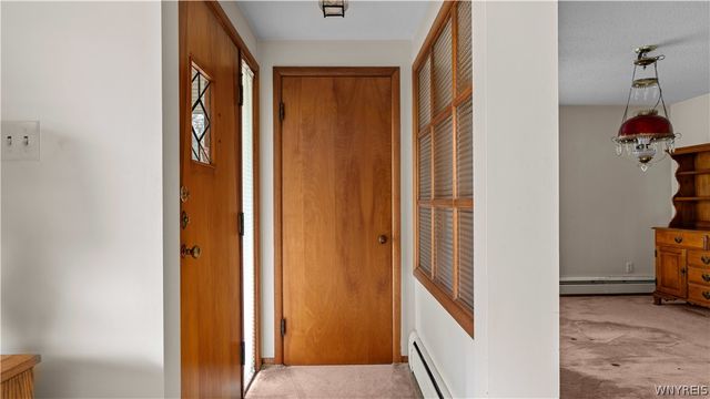 98 Woodlawn Avenue, Lancaster, NY 14086