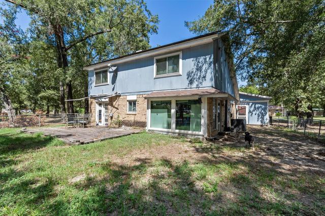 292 Autumn Lane, Livingston, TX 77351