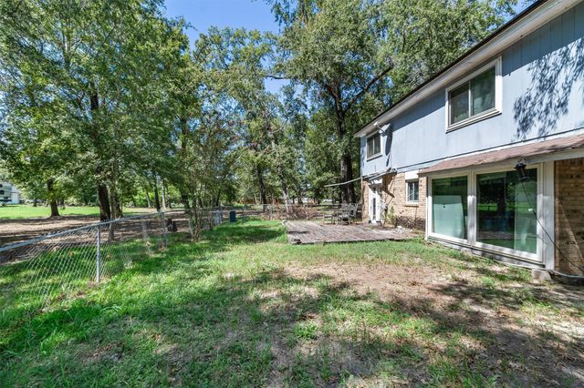 292 Autumn Lane, Livingston, TX 77351