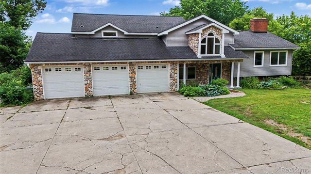 3556 E Dryden Road, Dryden Township, MI 48455
