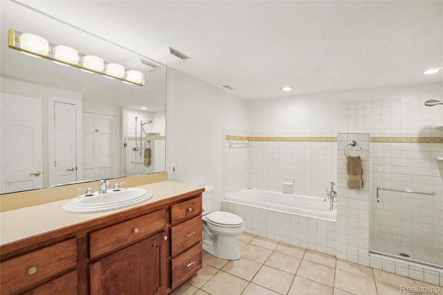 3556 E Dryden Road, Dryden Township, MI 48455