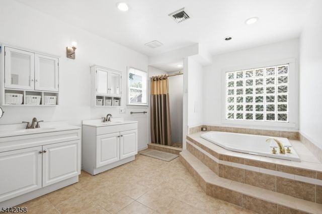 99 Morgan Pl, North Arlington Boro, NJ 07031