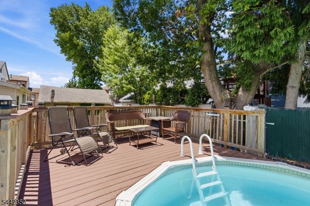 99 Morgan Pl, North Arlington Boro, NJ 07031