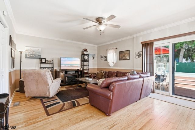 99 Morgan Pl, North Arlington Boro, NJ 07031