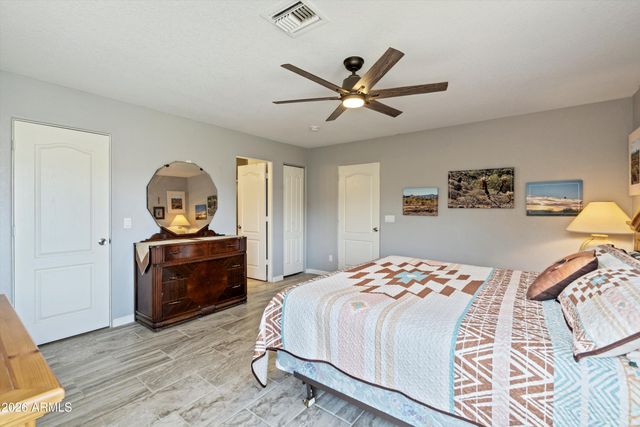 2316 W White Spar Road, New River, AZ 85087