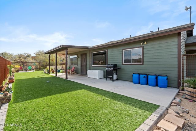 2316 W White Spar Road, New River, AZ 85087