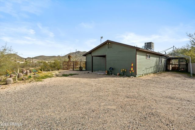 2316 W White Spar Road, New River, AZ 85087