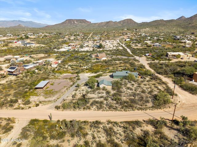 2316 W White Spar Road, New River, AZ 85087