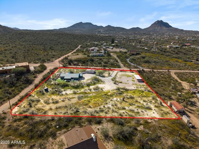 2316 W White Spar Road, New River, AZ 85087