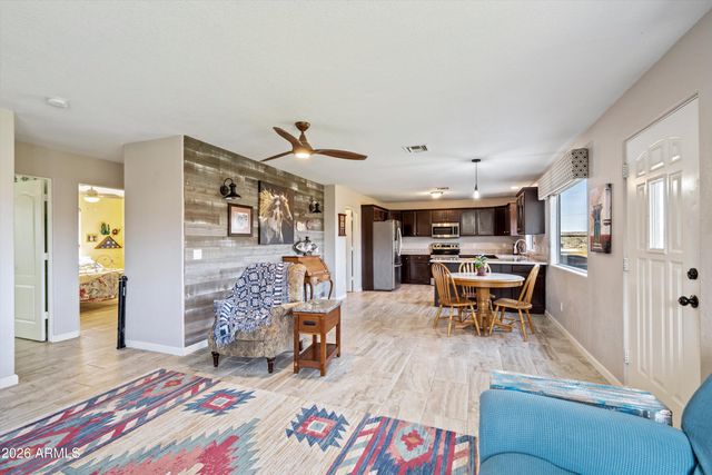 2316 W White Spar Road, New River, AZ 85087