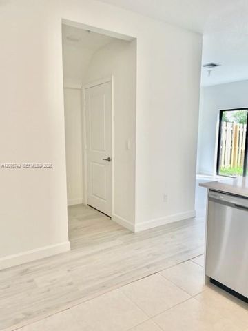 269 SW 159th Court, Pembroke Pines, FL 33027