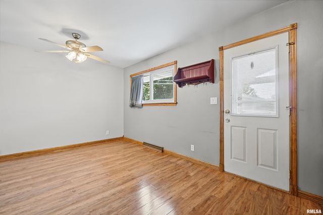 110 S MEADOWVIEW Lane, Washington, IL 61571