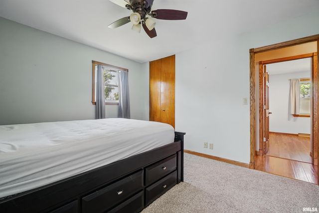 110 S MEADOWVIEW Lane, Washington, IL 61571