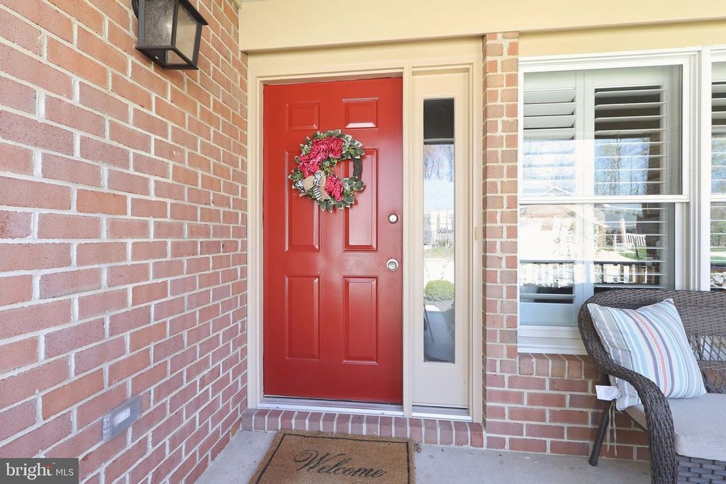 Image 20 of property listing at 905 YARDARM LN, Annapolis, MD 21401