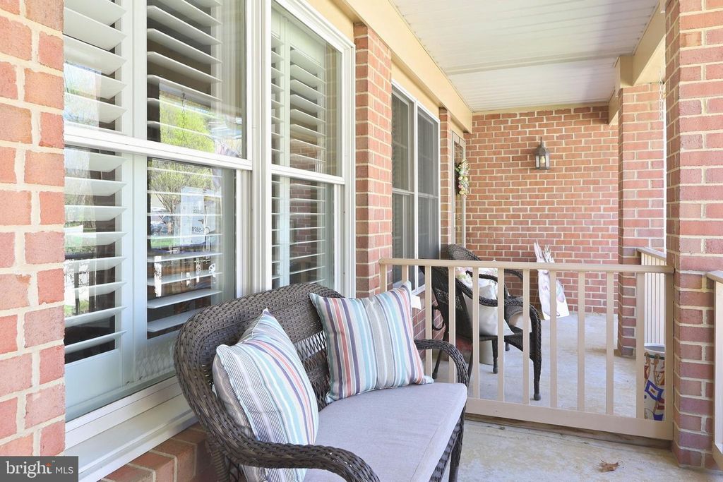 Image 26 of property listing at 905 YARDARM LN, Annapolis, MD 21401