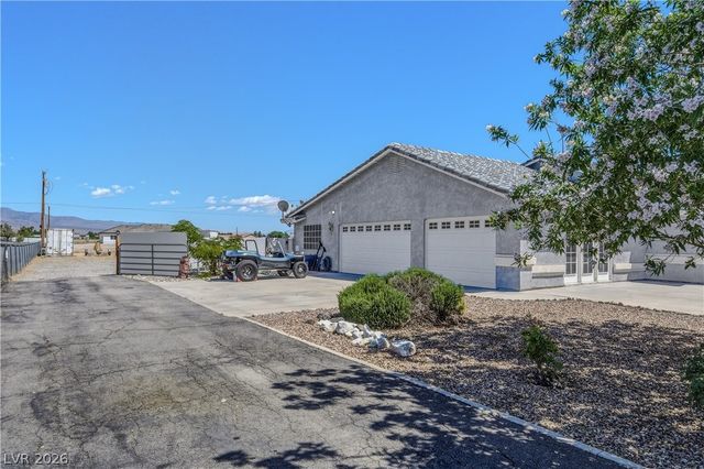 3751 South Mariposa Avenue, Pahrump, NV 89048