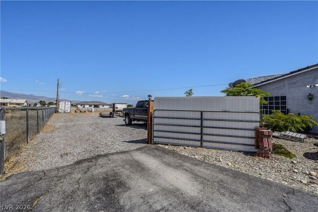 3751 South Mariposa Avenue, Pahrump, NV 89048