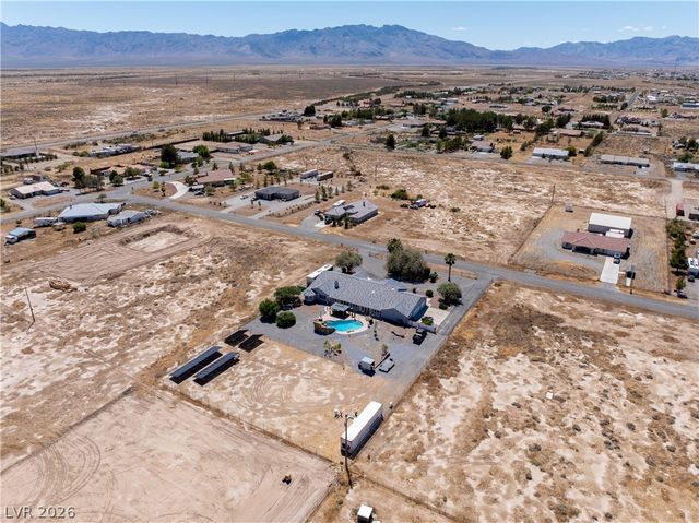 3751 South Mariposa Avenue, Pahrump, NV 89048