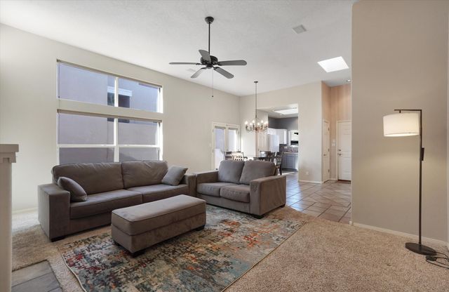 5704 Vulcan Vista Drive NE, Albuquerque, NM 87111