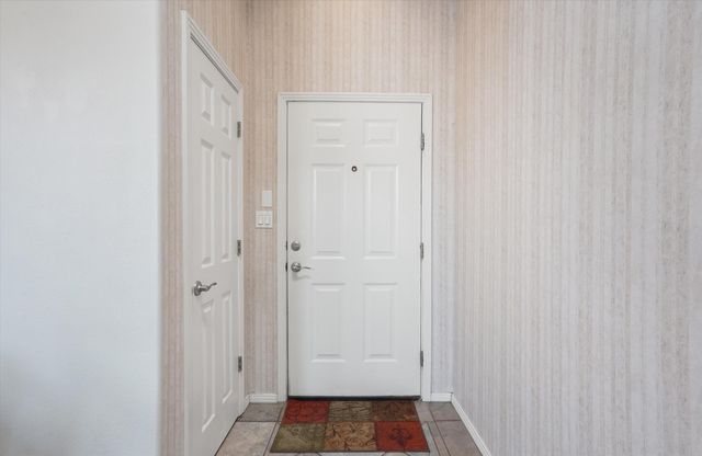 5704 Vulcan Vista Drive NE, Albuquerque, NM 87111